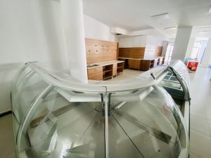Магазин и супермаркет ПОД НАЕМ, Амфитеатър Арена, Диневи Ризорт, Свети Влас